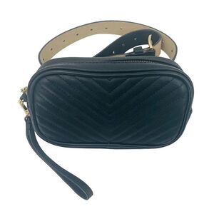 Steve Madden Hip Belt Wristlet Bag Black Gold